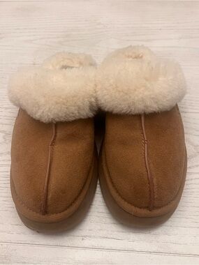 UGG Disquette Chestnut Platform Slippers - Size 7